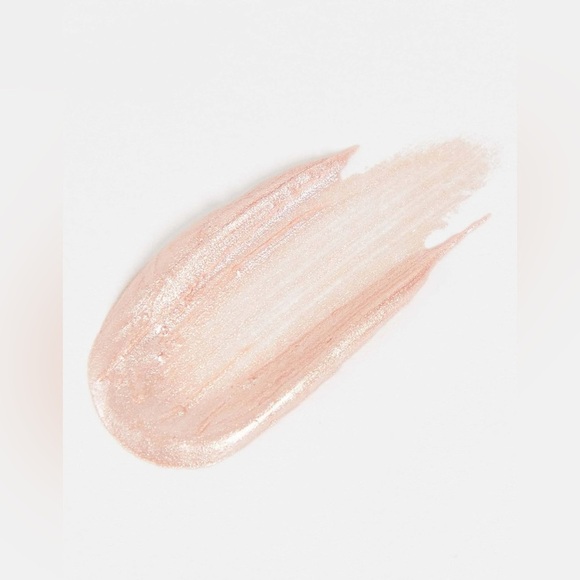 Makeup Revolution Beauty Bright Light Highlighter Pen in Strobe Champagne - Picture 6 of 6